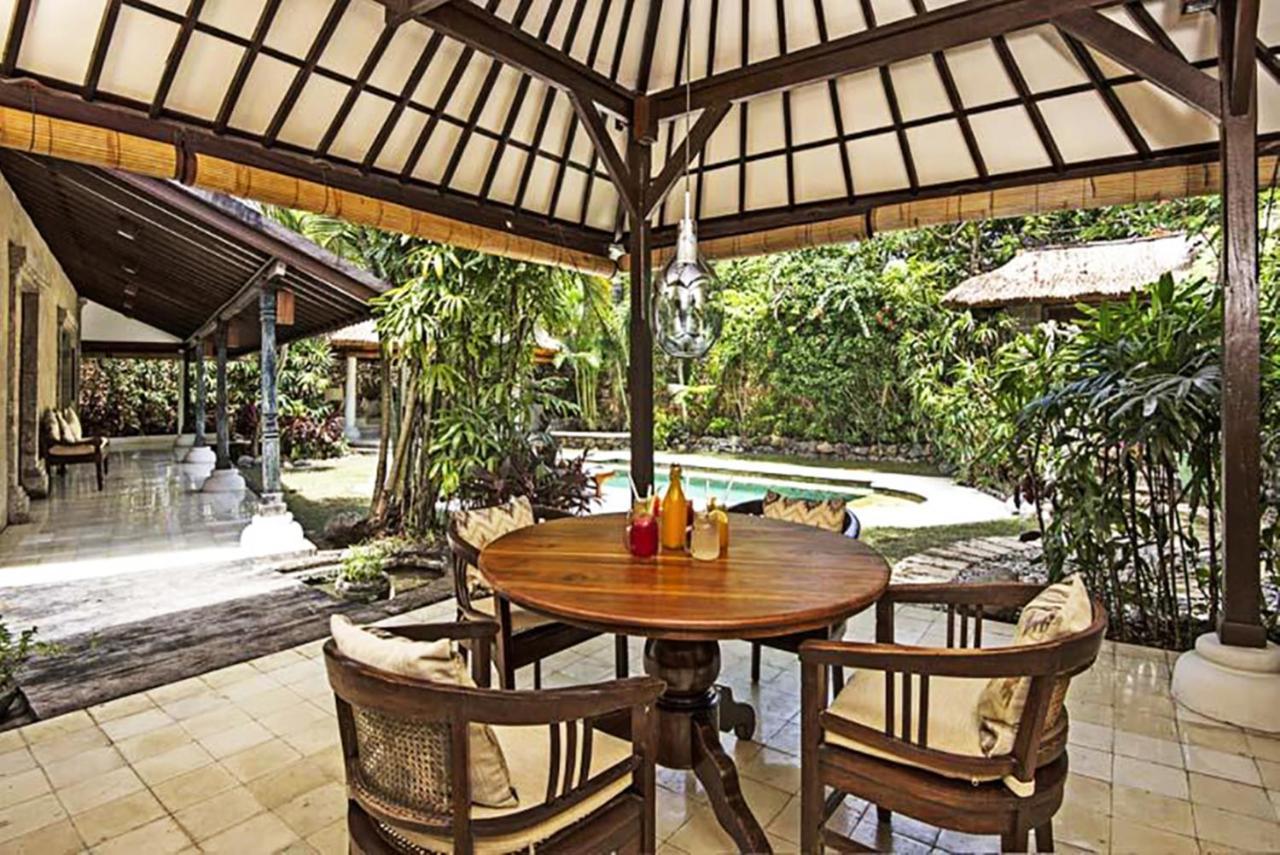 Villa Kubu Seminyak Exterior foto